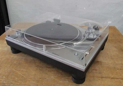 Technics SL-1200GR Silver Direct Drive Turntable Record Player SL 1200 GR USED - Image 1 of 4