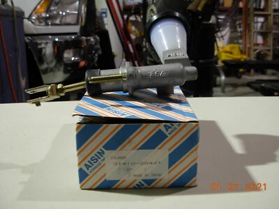 Toyota Corolla 1984-1988 tracción delantera 4 cilindros 1,6 L 31410-20421.31470-12043  Foto 1 de 4