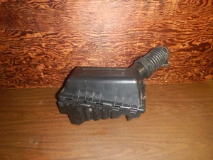 Jeep Cherokee XJ 91-01 4.0L Air Filter Cleaner Box Assembly OEM FREE SHIPPING - Bild 1 von 1