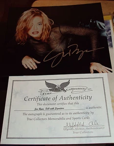 JERI RYAN AUTOGRAPHED PHOTO W/COA - Picture 1 of 3