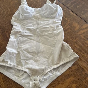 Vintage Corset Body Suit Size 38C Stretch Teddy Shaper White Seamed Bra As Is - Picture 1 of 14