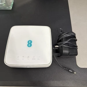 Router EE 4G EE - 4G LTE - HH70VB - Zdjęcie 1 z 3