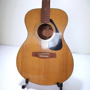 Yamaha FG-152 Acoustic Guitar Stand Capo Picks Tuner Accessories Included - Picture 1 of 15