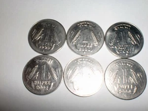 INDIA COINS LOT OF  6  "RUPEE ONE"  COINS (1999-2004) - ONE DESIGN # P/5AU11 - Picture 1 of 3