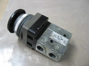 NUEVO PARKER COMPAIR 4N301-312 PULSADOR VÁLVULA 3 VÍAS PUERTOS 1/8" P9306 - Imagen 1 de 7