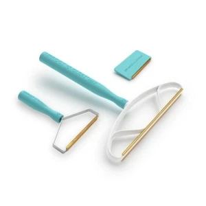Effective Pet Hair Removal Tools - Picture 1 of 5