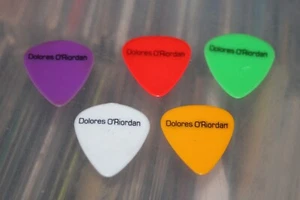Wholesale Cranberries - 5x Guitar Pick - Dolores O'Riordan - / FREE SHIPPING - Picture 1 of 2