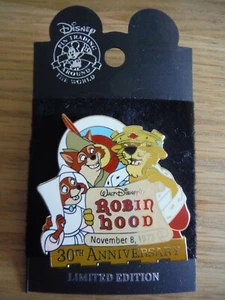 Disney Pin Trading around the World ROBIN HOOD 30TH ANNIVERSARY LE RARE - Picture 1 of 2
