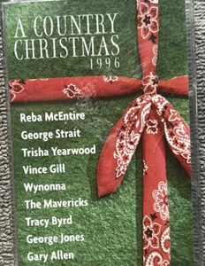 A Country Christmas 1996 Cassette Tape - Reba McEntire, Wynonna Judd Music - Picture 1 of 18