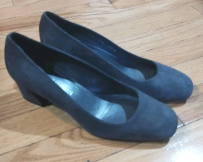 Zapatos de salón de gamuza Stuart Weitzman gris Marymid tacón bloque: para mujer talla 7,5 W Foto 1 de 4