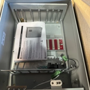 **NEW** AMAG SR-ENC5 Symmetry Enclosure with Card Cage - Picture 1 of 3