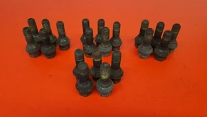 BMW Serie 3 1997 juego de tuercas de rueda - Imagen 1 de 3