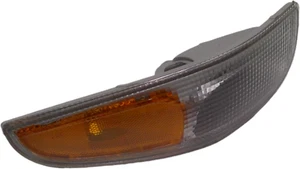 GM LAMP ASM-PARK & T/SIG 5977961 NEW OEM 5977961 - Picture 1 of 4
