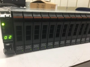 2076-224 - IBM Storwize V7000 expansion enclosure+ 24x 600GB With rails/Cables - Picture 1 of 21