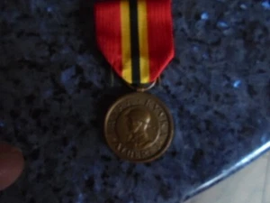 belle medaille militaire belge ww1 albert 1er - Imagen 1 de 2