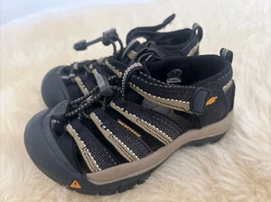 Keen Boys Newport H2 Negro Cordón Senderismo Agua Sandalias Zapatos Talla 10 USADOS 1x - Imagen 1 de 11