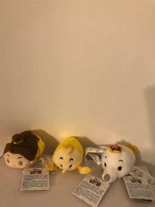 Disney Tsum Tsum Belle, Luminere, Mrs. Potts 3 Plüsch Minis authentische Mützen Neu mit Etikett - Bild 1 von 1