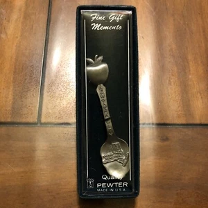 Fine Gift Memento Quality Pewter Made In Usa New York City Spoon W/apple - Picture 1 of 7