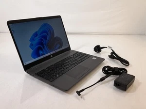 HP 250 G8 15.6 in Laptop i5-1035G1 1.00 GHz 12GB 256 GB NVMe SSD Windows 11 Home - Imagen 1 de 8