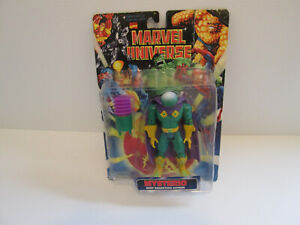 Toy Biz Marvel Universe Mysterio Figure