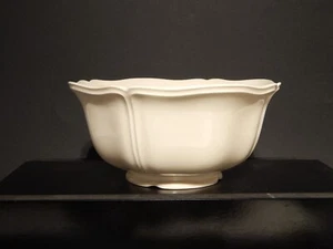 VINTAGE CERAMICA WEDGWOOD ETRURIA BARLASTON QUEENS SHAPE INSALATIERA FRUTTIERA - Foto 1 di 5