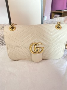 BORSA MINI GG Marmont matelassé GUCCI