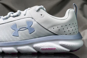 UNDER ARMOUR CHARGED ASSERT 8 shoes for women NEW & AUTHENTIC, US size 12 - Bild 1 von 7