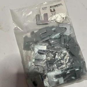 Steel Body Shims Bright Zinc Finish 1/16” Thick 3/8" Slot 1-1/4" x 1-1/8" 100/PK - Picture 1 of 9