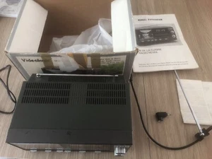 COMBI RADIO RÉVEIL + TV NOIR ET BLANC VIDEOLOGIC 3705 EN BOÎTE + NOTICE TESTÉ - Picture 1 of 5