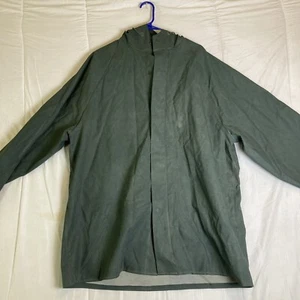 Dutch Harbor Gear XL Heavy Duty Rain Coat W/Hood Green Button Up EUC - Picture 1 of 11