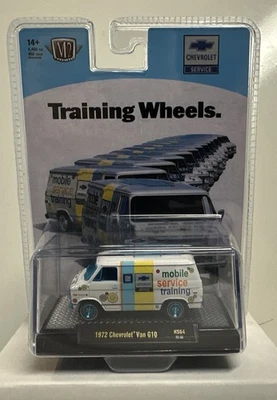 M2 Machines Hobby Release HS64: 1972 Chevrolet Van G10 CHASE #400 - Image 1 of 4