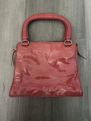 Autêntica Bolsa Vintage MIU MIU Couro Patente Vermelho Escuro Alça Superior - Imagem 1 de 4