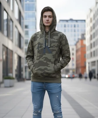 Calvin Klein 男式连帽衫牛仔裤 M 码迷彩图案 — 第 1/4 张图片