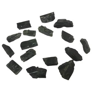 Cristal de diopsido natural - Piedra preciosa verde áspera cruda de Pakistán para coleccionistas - Imagen 1 de 4