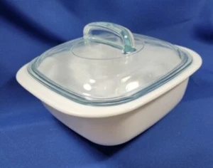 Corning "Simply Lite" 2.5 Quart 11 Inch Square Baker with Glass Top - Picture 1 of 8