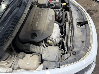 Compresor de aire acondicionado usado para: Dodge Dart 2.0 2015 grado A Foto 1 de 4