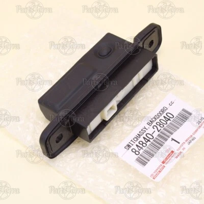 84840-28040 OEM Toyota HIGHLANDER PRIUS Scion TC Back Door Lift Gate Lock Switch - Image 1 of 4