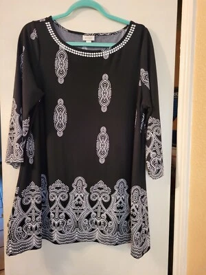 Avenue Womens Size 14/16 (L/XL) Tunic Blouse Black/White Studded NWT Career - Image 1 of 4