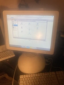 Apple iMac G4 M6498 Desktop Computer w/ 15" Monitor, Pro Mouse & Keyboard - Picture 1 of 6