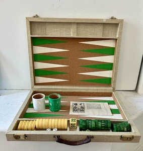 Vintage Crisloid Bakelit grün gelb großes Backgammon Set mit Schlüssel Wäschekoffer - Bild 1 von 12