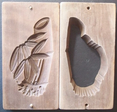 22ksg04 JAPANESE KASHIGATA WOOD CAKE MOLD BAMBOO TAKE 竹 VINTAGE HAND CARVED - Image 1 of 4