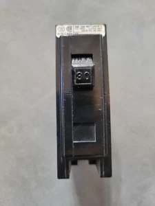 Cutler Hammer/Westinghouse BAB1030 CIRCUIT BREAKER 1 Pole 30 Amp 120V - Picture 1 of 3