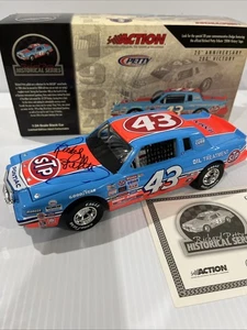 AUTOGRAPHED #43 Richard Petty STP 1984 Pontiac 200th Win 2004 Historical Series - Picture 1 of 8