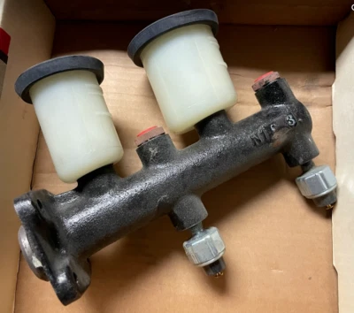 ITM Brake Master Cylinder - 47201-20131 / M56301 - Fits Toyota Corona 1974 - Image 1 of 4