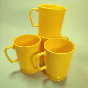 Vintage Yellow Pedestal Coffee Mugs, Set of 4 – Retro Plastic/Melamine Cups - Picture 1 of 9