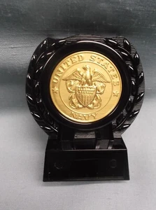 Trophäe Award gold gestempelt Metalleinsatz schwarz Acryl VEREINIGTE STAATEN MARINEMARINE - Bild 1 von 1