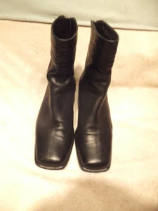 Sesto Meucci schwarz Leder quadratische Zehenpartie 2 1/8" Absatz Reißverschluss hinten Stiefelette Gr.9,5M Italien - Bild 1 von 11