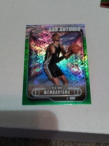 2025 Victor Wembanyama Topps chrome #193 Topps Green refractor - Picture 1 of 2