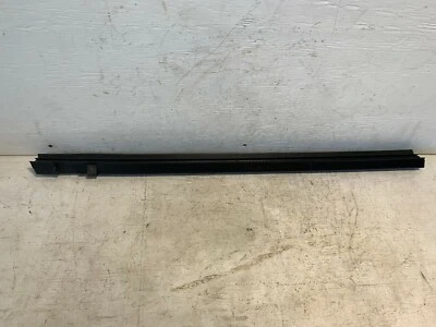 Chevrolet Impala 2007-2014 puerta delantera izquierda interior ventana sello moldura Foto 1 de 4