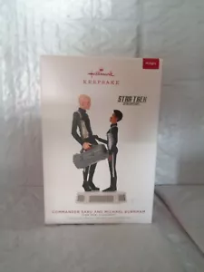 2019 - Hallmark Keepsake - Ornamento Comandante Saru & Michael Burnham - Star Trek - Foto 1 di 1